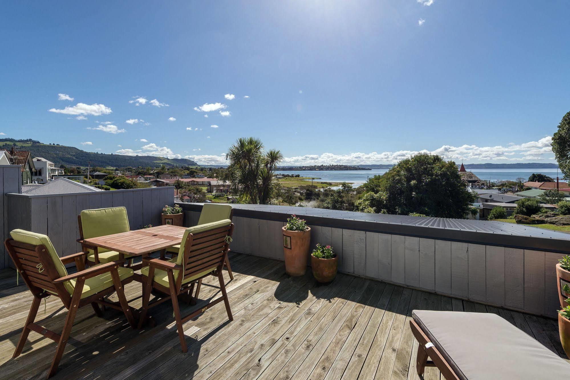 Lakeside City Apartments - Penthouse And Studio Rotorua Dış mekan fotoğraf